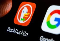 محرك بحث DuckDuckGo هو الآن الخيار الافتراضي على أندرويد في الاتحاد الأوروبي